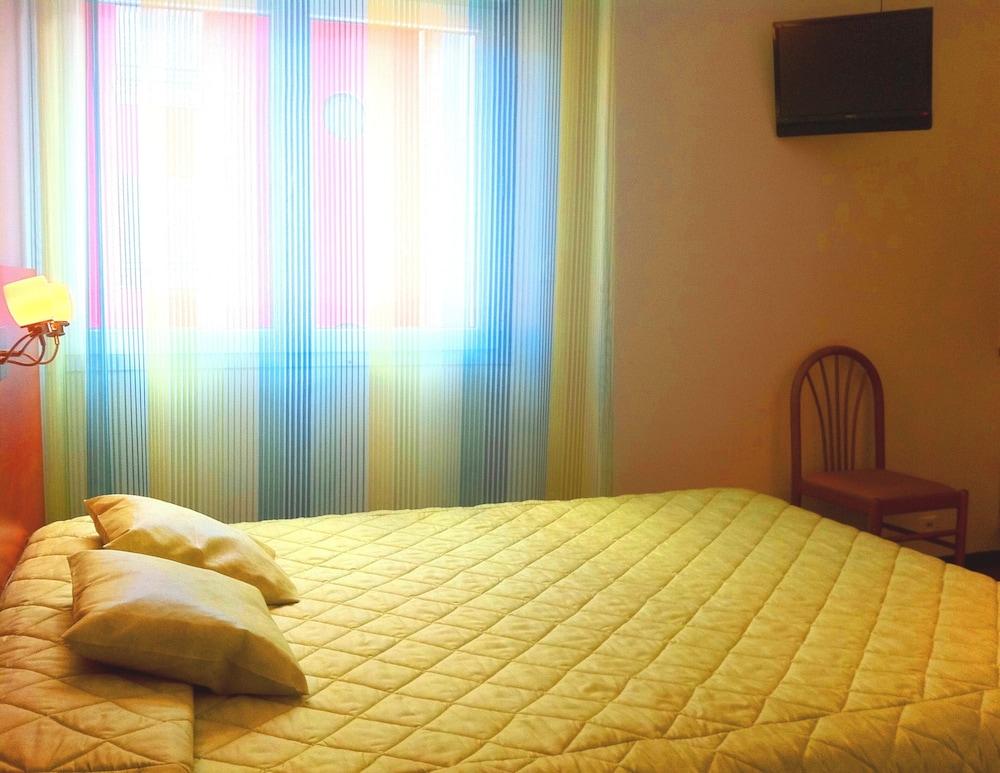 Residence Du Soleil Лурд Екстериор снимка