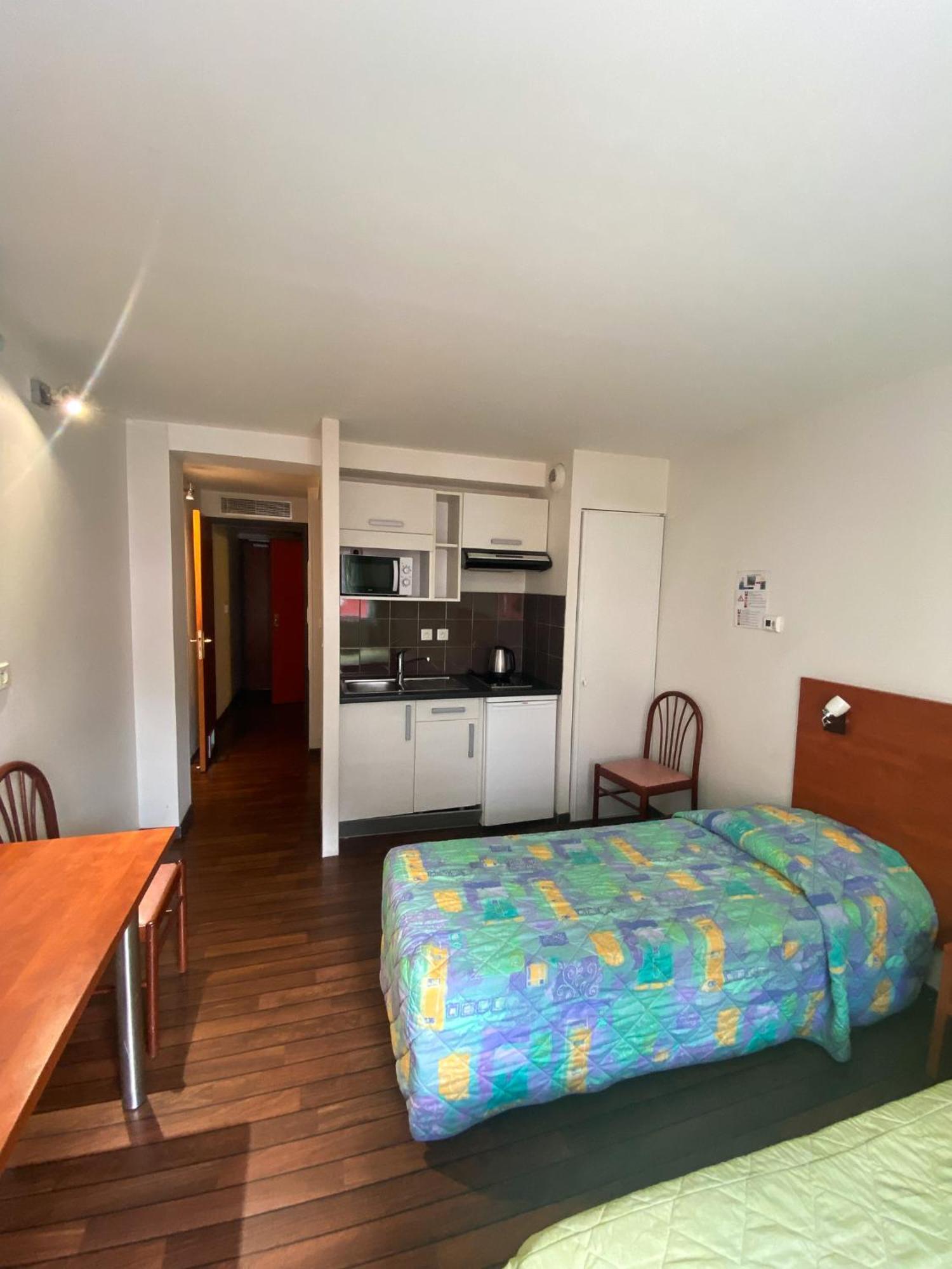 Residence Du Soleil Лурд Екстериор снимка